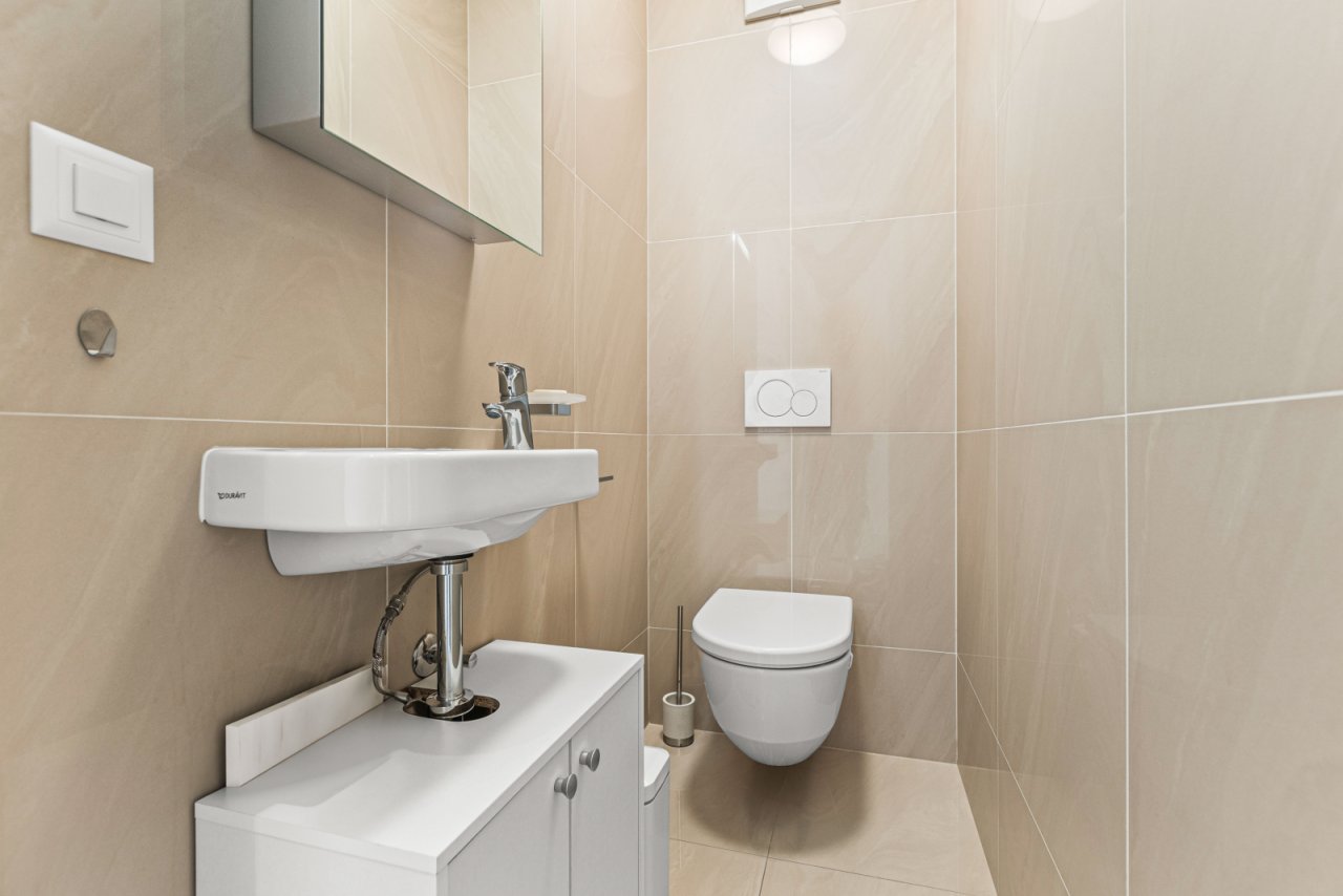 toiletJour toiletJour